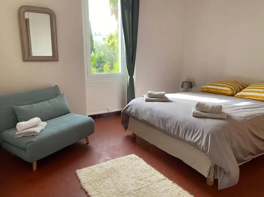 T3 Renove Dans Une Maison De Ville Marseille